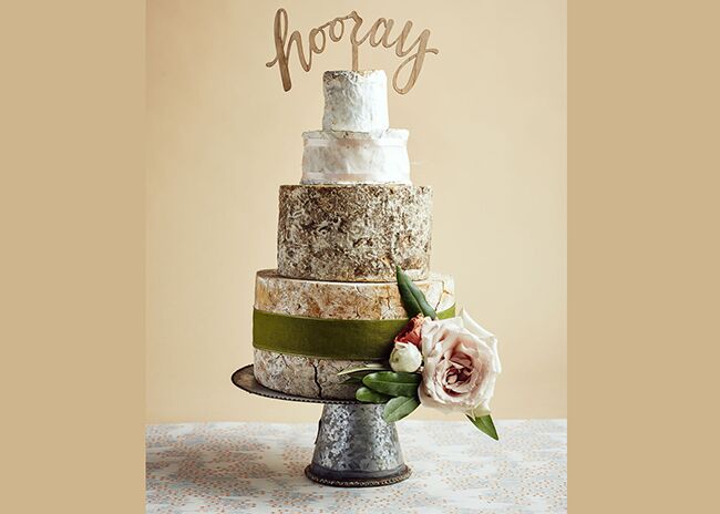This is a picture of the Hooray Cake of Cheese from Fromagination.